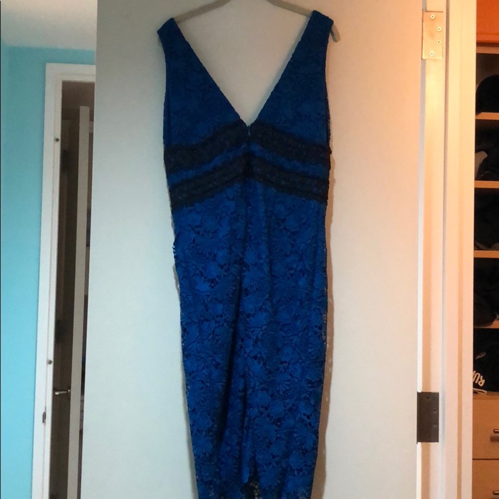 Diane von Furstennerg cocktail blue lace dress